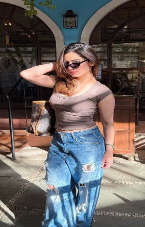 VIP call girl in Chandigarh